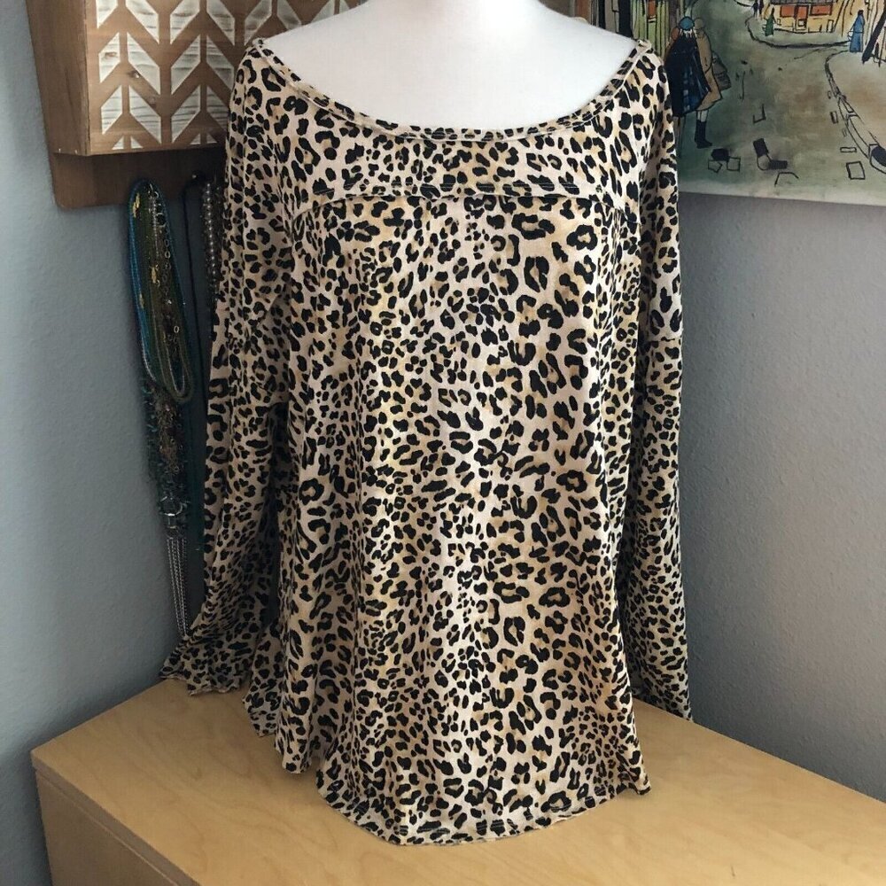 NWTs Impressions Animal Print Boat Neck Tunic Top - Mobwife
